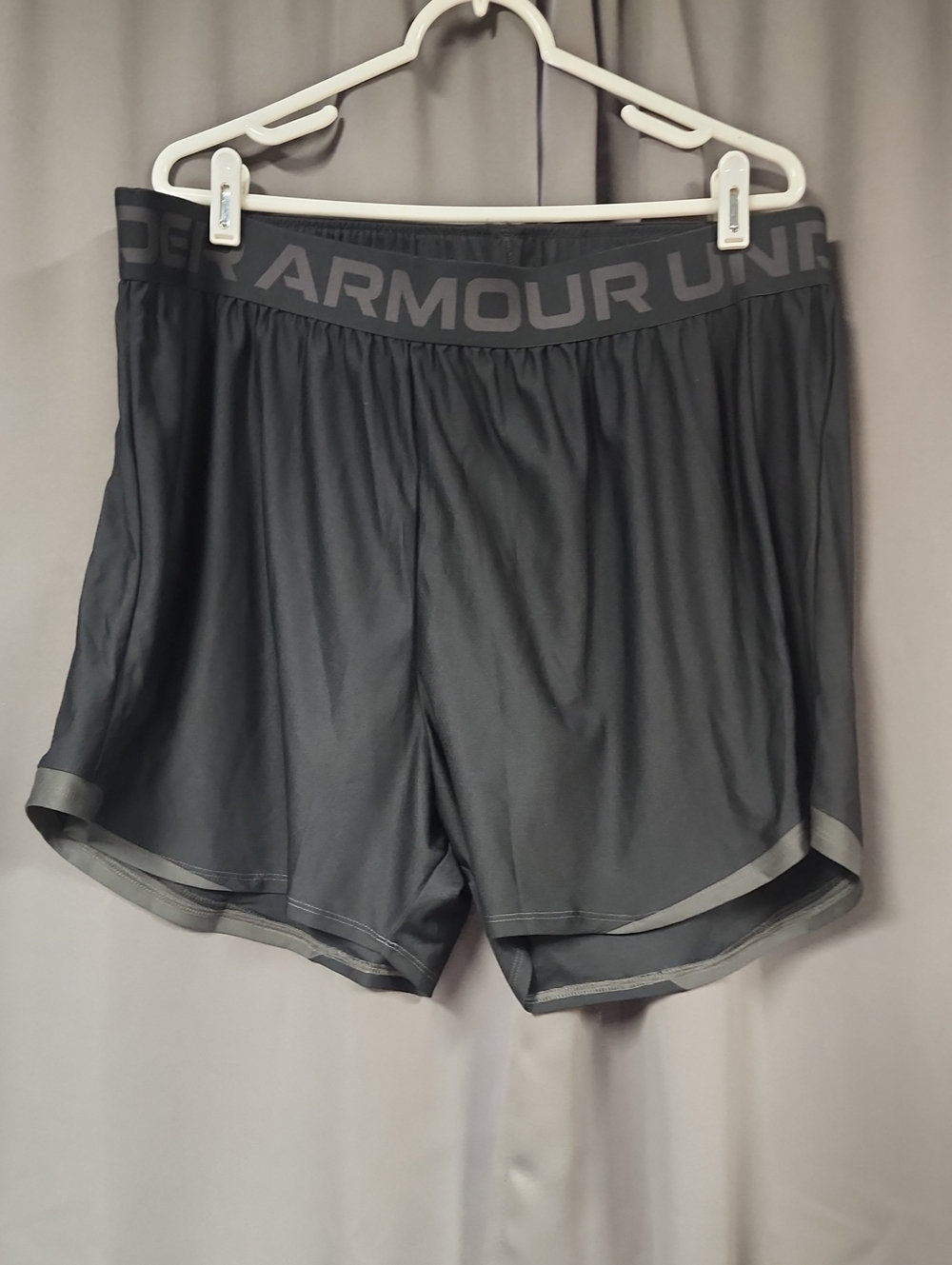 Under Armour Women's Black Athletic Running Shorts